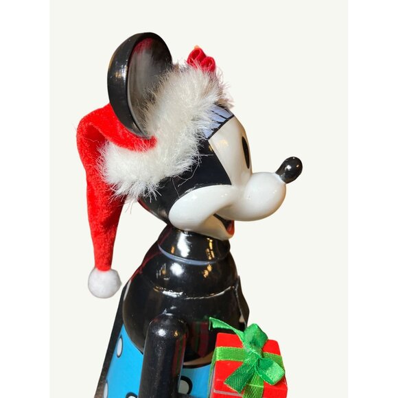 Minnie Mouse Wood Nutcracker Christmas Decor - Picture 6 of 11